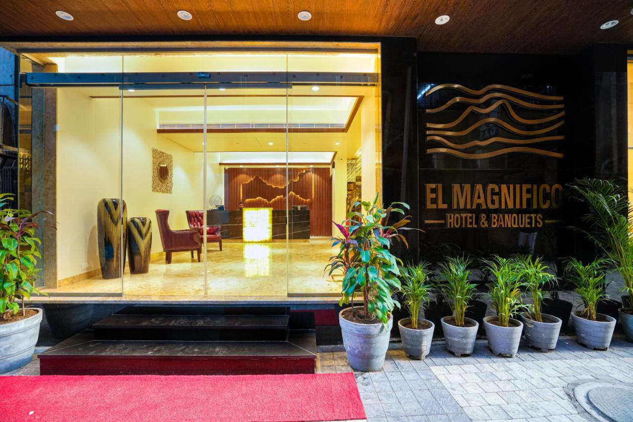 Hotel El Magnifico Surate Exterior foto